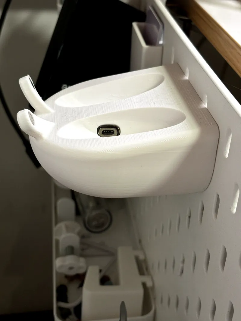 AirPods Max Charging Stand for Ikea Skadis