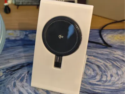 Torras PolarCircle Qi2 phone charger stand