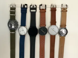 Watch rack / hanger
