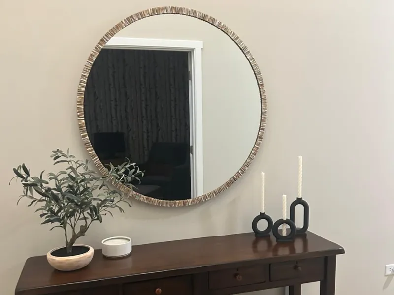 Loop candle holders