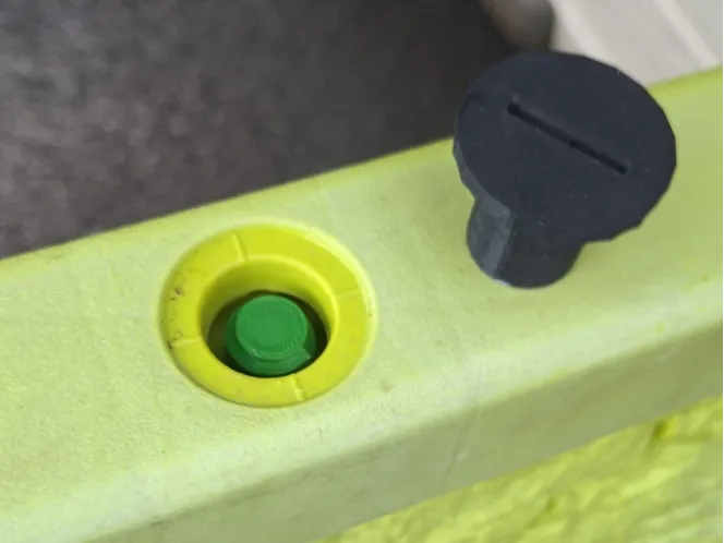 Smoby nut and bolt