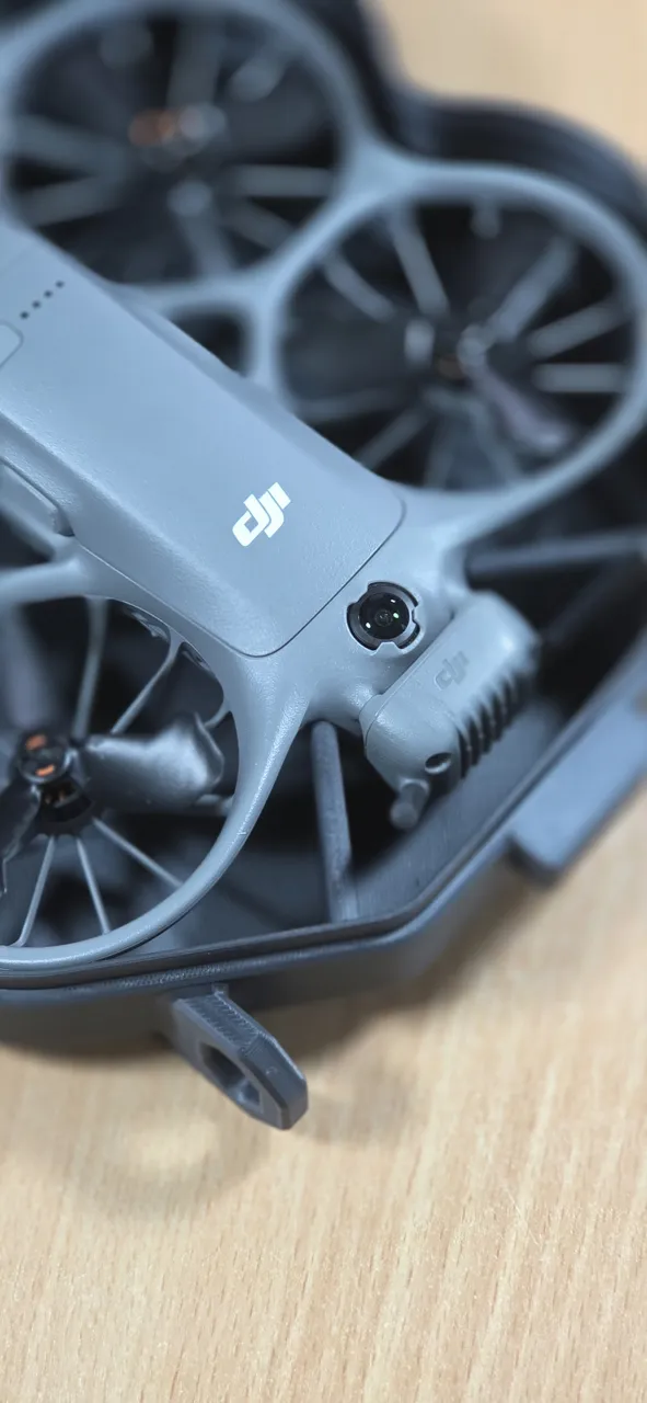DJI Neo 2 The Box view 4