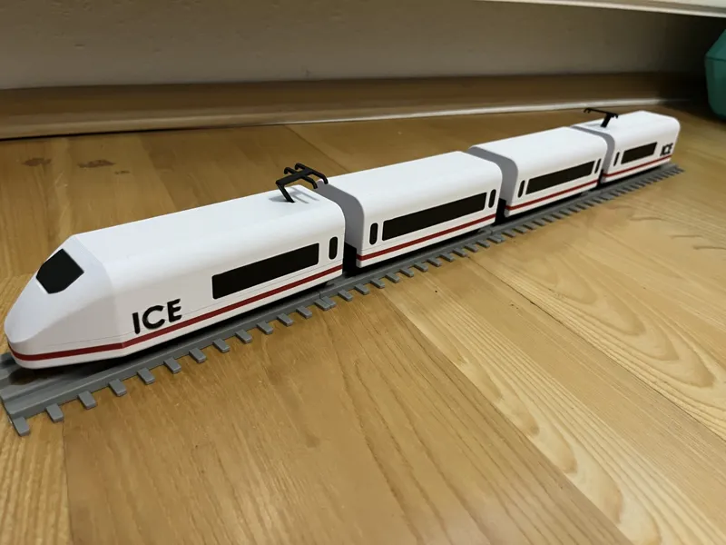 InterCityExpress (ICE) für BRIO Bahn