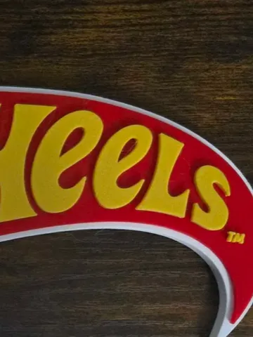 Letrero o emblema decorativo: Logo Hotwheels — vista de referencia 2