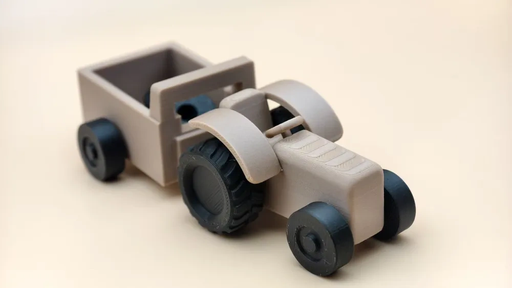 Miniatura 2 do modelo 3D 拖拉机多肉花盆