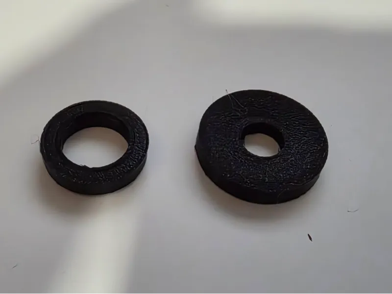 Shower head washers