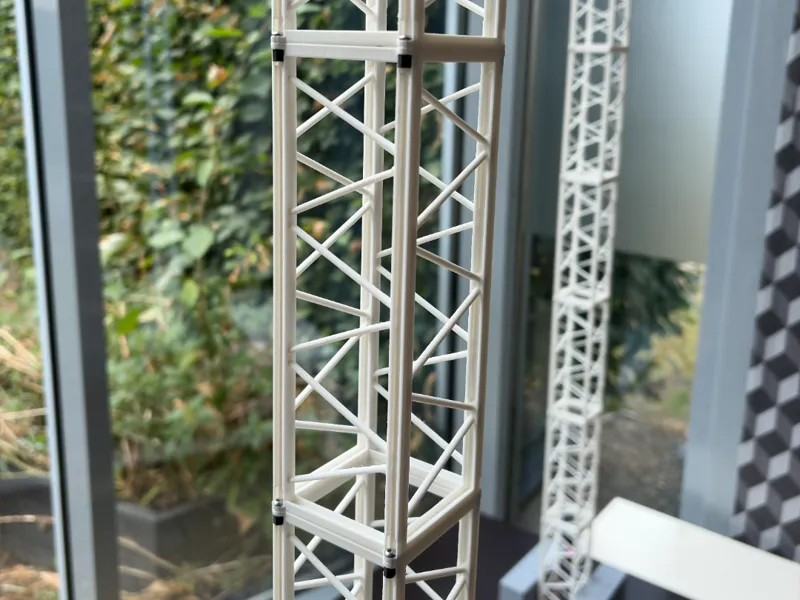 1:29 Tower Crane Section |Mast Section (Turmstück)
