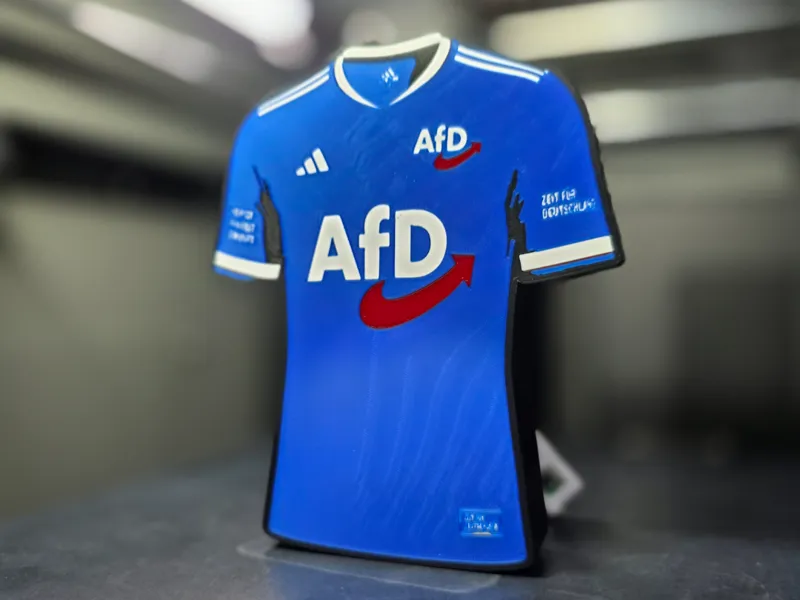 AfD-Trikot-Lichtbox.