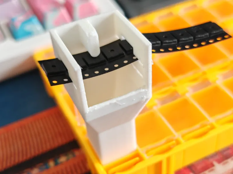 Quick Unpacking Tool for SMT Packages  贴片器件快速拆封工具