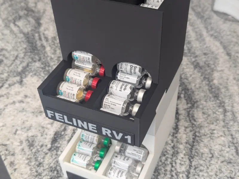 Stacking Item Dispenser