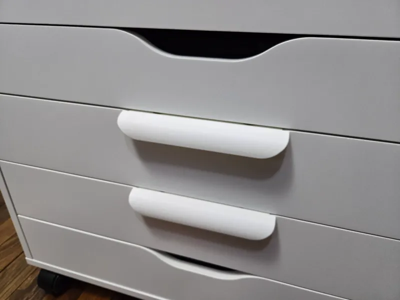 Classic Ikea handle (ALEX)
