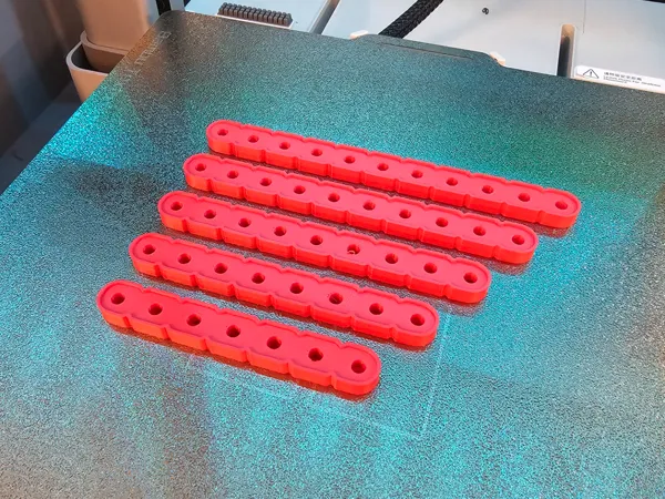 https://makerworld.bblmw.com/makerworld/model/USe21e1bde2f0fa9/design/2025-04-24_93d696a3c92a3.jpg