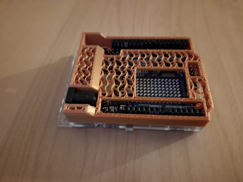 Arduino R4 Universal Case / Universal Enclosure by Maker_Mountainman ...