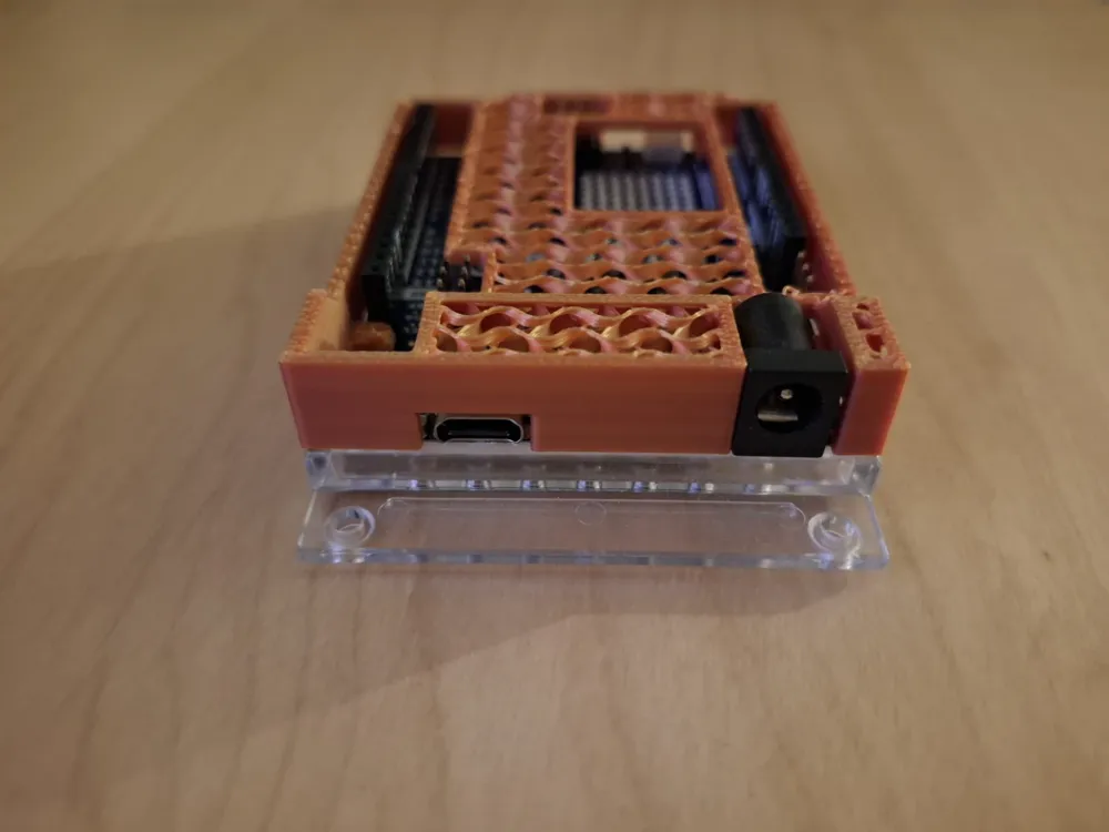 Arduino R4 Universal Case / Universal Enclosure by Maker_Mountainman ...