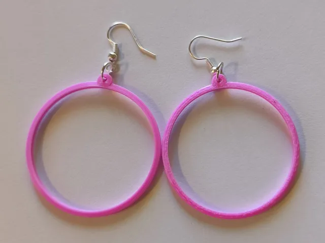 Earring. Simple model