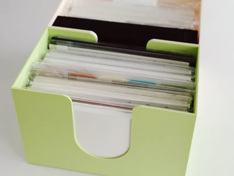 Storage box for A6 Personal/Bible refill papers