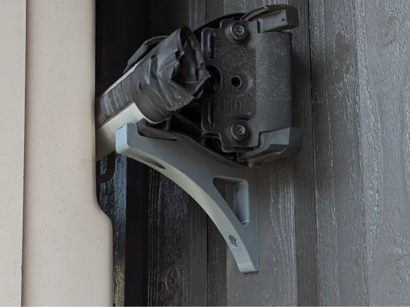 Roof box wall hanger