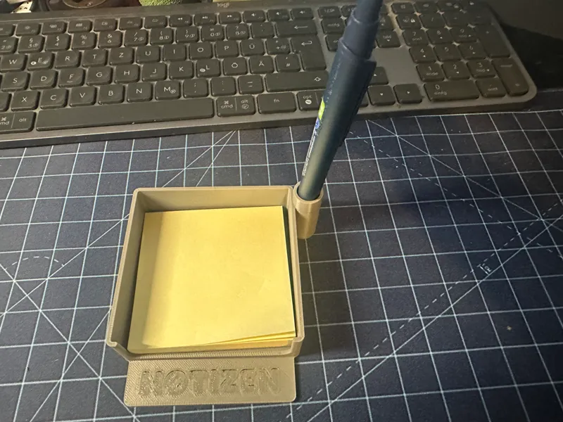 Post it Ablage mit Stifthalter