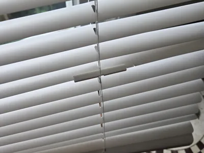 Horizontal Shades Fixing Apperature