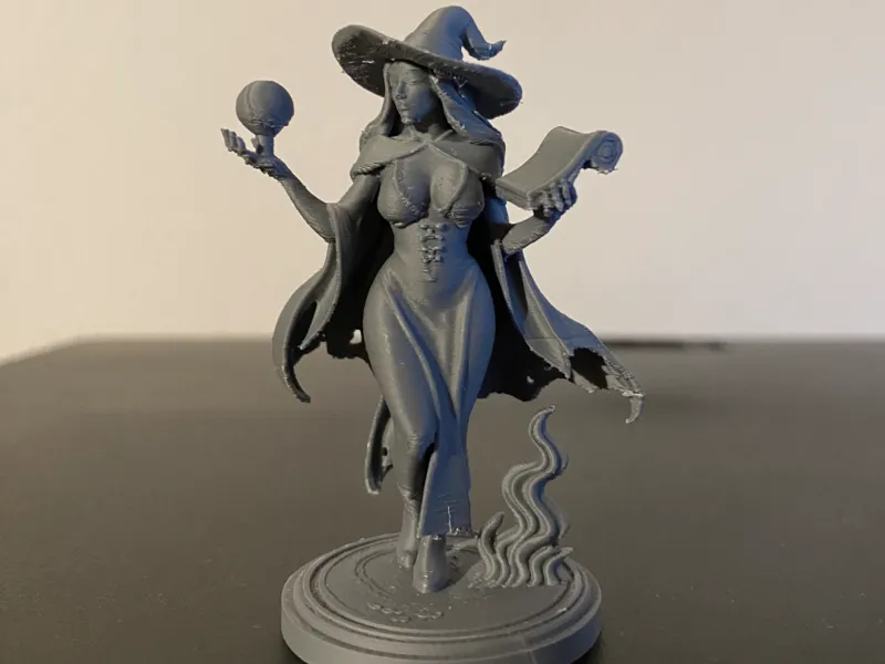D&D Isidora Runenbrand