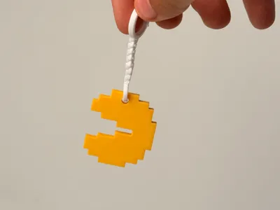 RETRO PACMAN KEYCHAIN