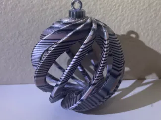 Spiral-hanger-xmas-ornament