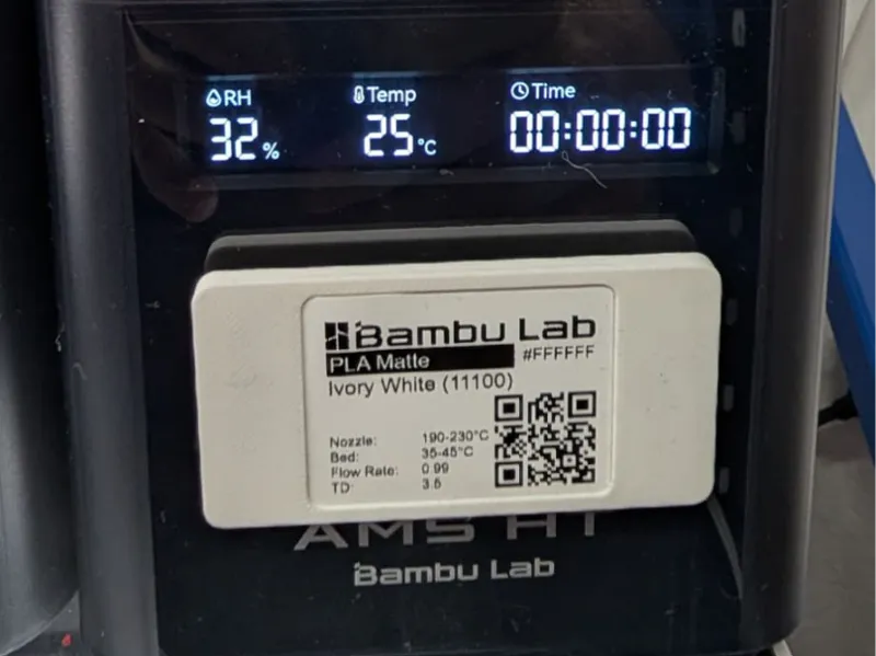 Magnetic Filament Swatch - Solo Holder