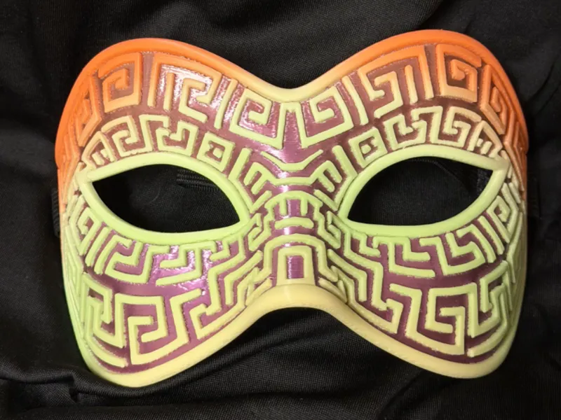 Labyrinth Mask