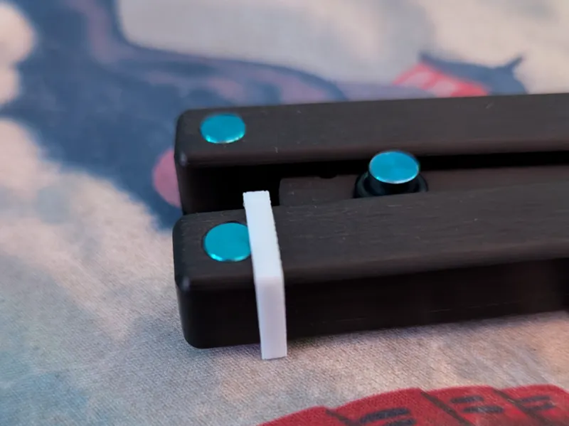 Squiddy B Bite Handle Indicator