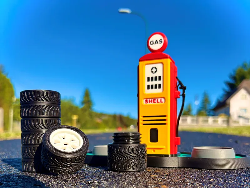 Motorsport Reifen Salz- & Pfefferstreuer
