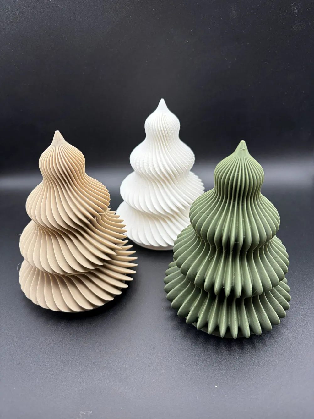 Wave Christmas Tree – 4 Variants - Free 3D Print Model - MakerWorld