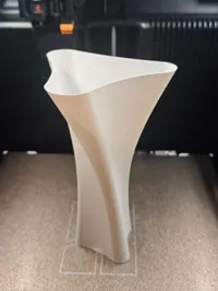 B款, 下窄上宽, 高约20cm