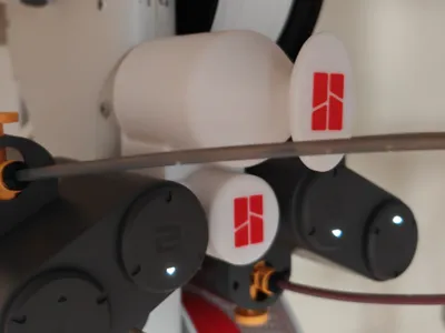 AMS lite spool removal tool with holder