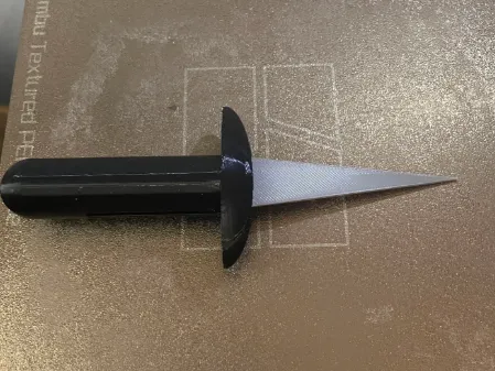 semi-retractable knife