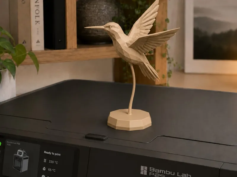 Polygon Hummingbird | Flying Low Poly Decor