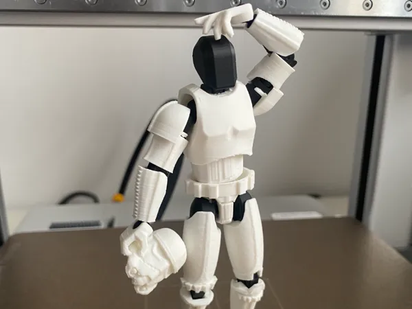 Casque Stormtrooper articulé Star Wars
