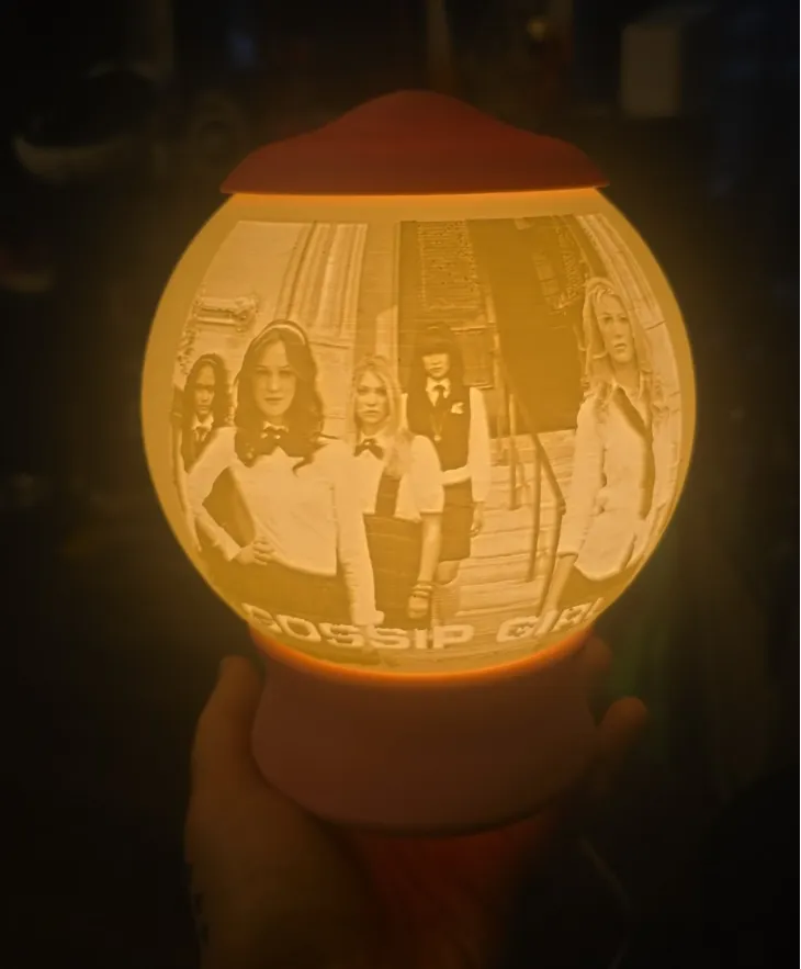Gossip Girls Lithograph Light