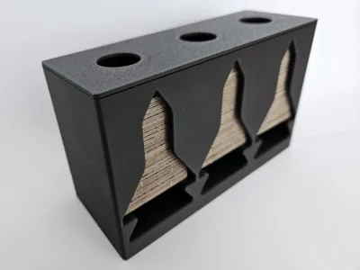 Karak card holder