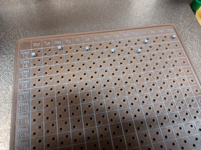 26 Week Goal Tracker Pegboard