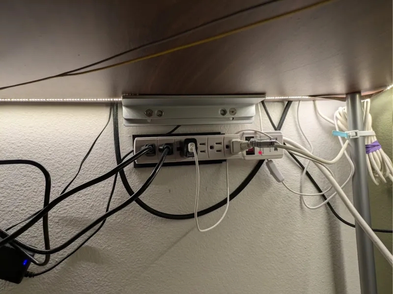 Wall Extension Chord Mount