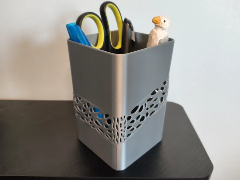 Pot à crayon ligne voronoi
