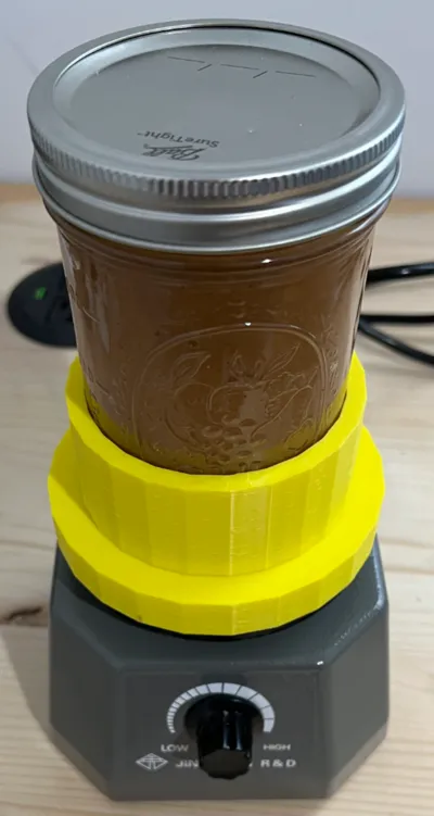 Mason Jar Holder for Shaker Table