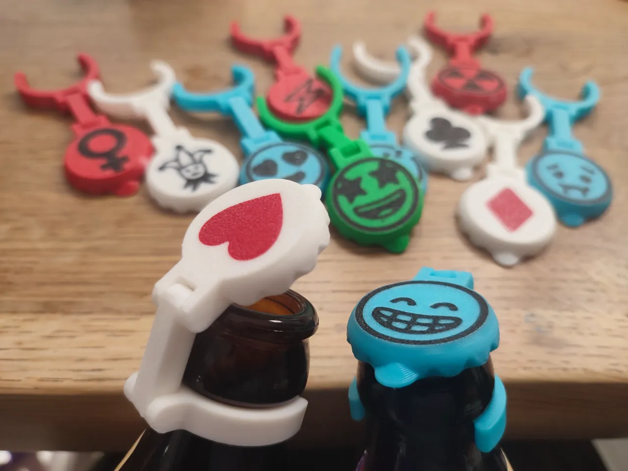 Bottle Cap/Marker V2 - Protect your Drink view 3