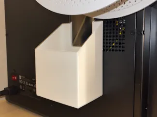 Small Poop Chute using spare magnet from box  