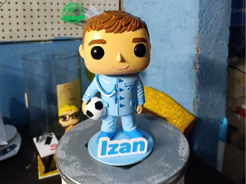 funko niño comunion con balon 