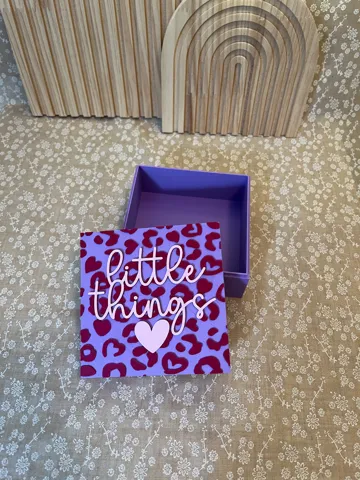 Caja o estuche: Leo Dose/Box/Schmuckbox — vista de referencia 2