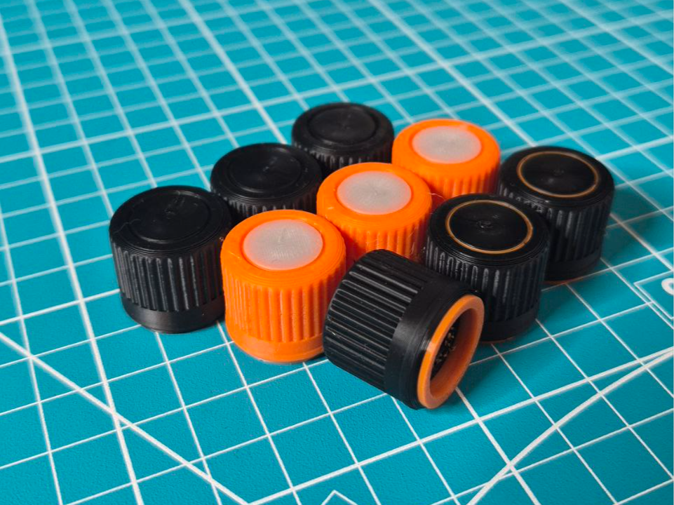 Knob for potentiometer and encoder