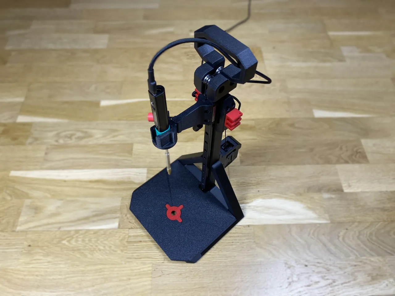 Stealth Press 1S — heat set insert press view 3