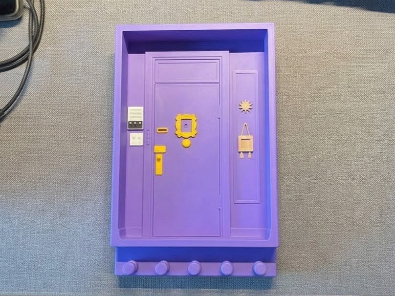 Monica's Door Key Hanger (Friends) - NO AMS