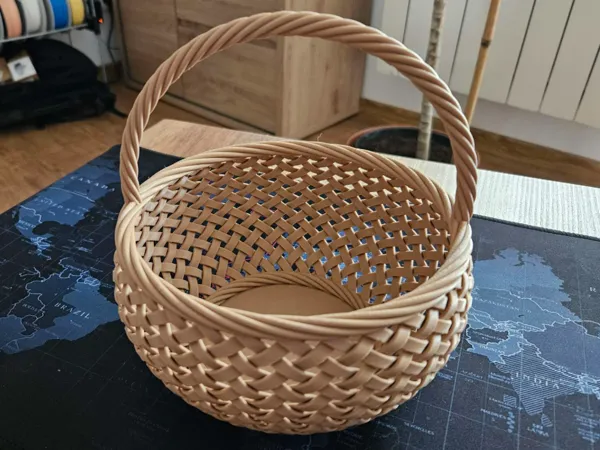 https://makerworld.bblmw.com/makerworld/model/USe2b10a41a5f736/design/2025-04-18_2fccaaa6cc835.jpg